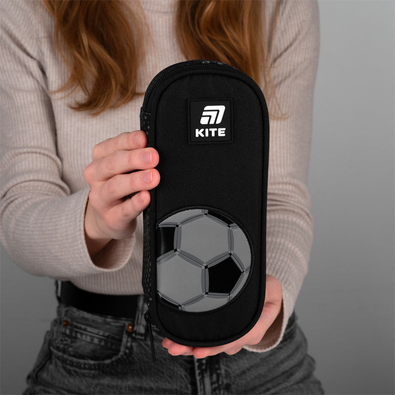 Piórnik saszetka Kite Football K25-599-4
