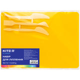 Набір для ліплення Kite Classic K-1140-08 (дощечка + 3 стеки), жовтий